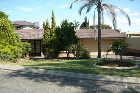 4 Ganfield Pl, Australind, WA 6233