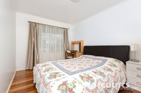 Property photo of 17 Booth Crescent Dandenong North VIC 3175
