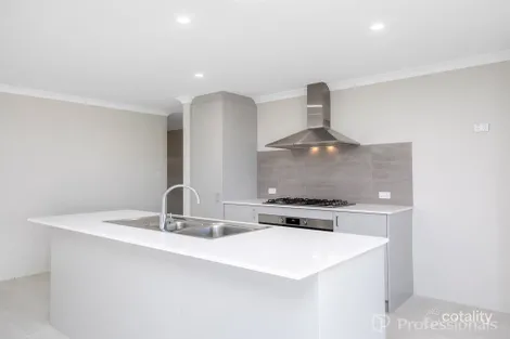 Property photo of 26 Coconuts Avenue Eglinton WA 6034