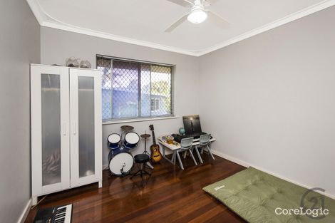 Property photo of 58 Wyeree Road Mandurah WA 6210