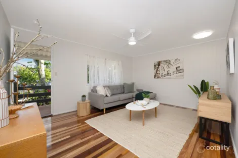Property photo of 13 Wellesley Drive Thuringowa Central QLD 4817