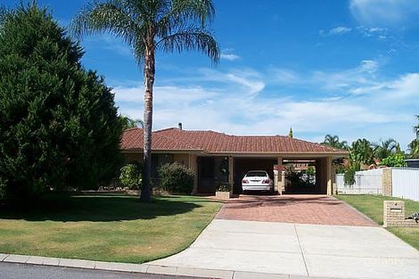 4 Demasson Rise, Leeming, WA 6149