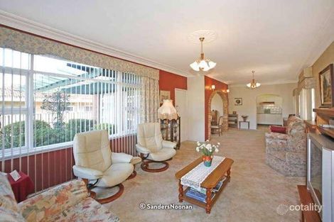 Property photo of 19 Kerrie Crescent Peakhurst NSW 2210