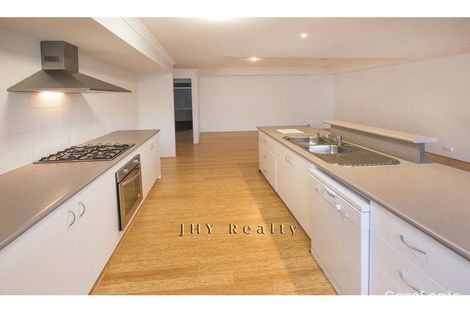 Property photo of 10 Indooroopilly Crescent Dunsborough WA 6281