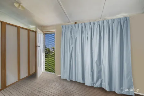 Property photo of 27 Eighth Avenue Home Hill QLD 4806