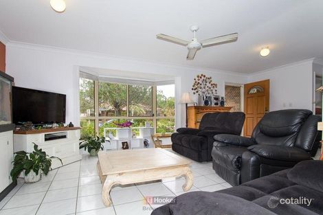 Property photo of 10 Oakwood Drive Waterford West QLD 4133