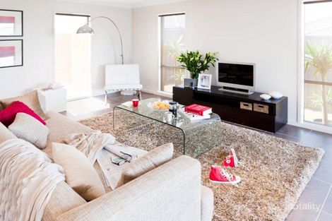 Property photo of 13 Bindarri Road Manor Lakes VIC 3024