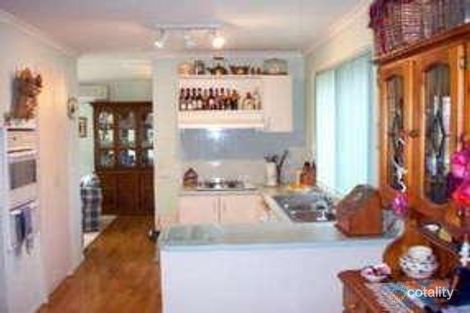 Property photo of 2 Aplin Place Roxburgh Park VIC 3064