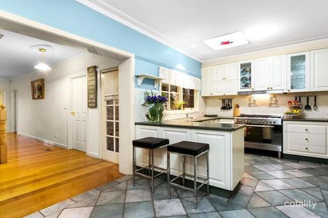 Property photo of 27 Dublin Avenue Strathmore VIC 3041