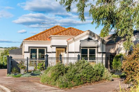 Property photo of 1 Lakeside Court Greenwith SA 5125