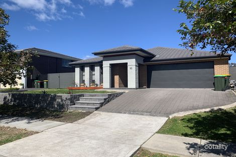 Property photo of 16 Northview Street Fletcher NSW 2287