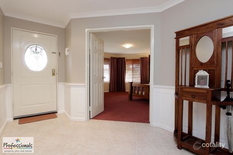 Property photo of 8 Flame Court Thornlie WA 6108