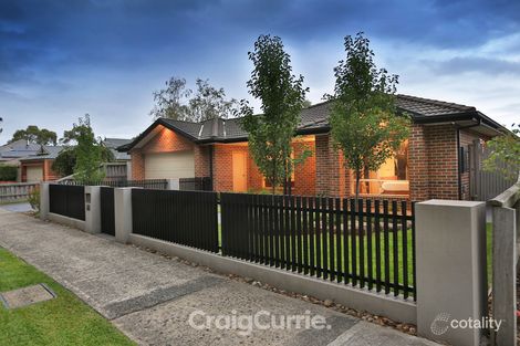 Property photo of 32 Stockmans Circuit Pakenham VIC 3810