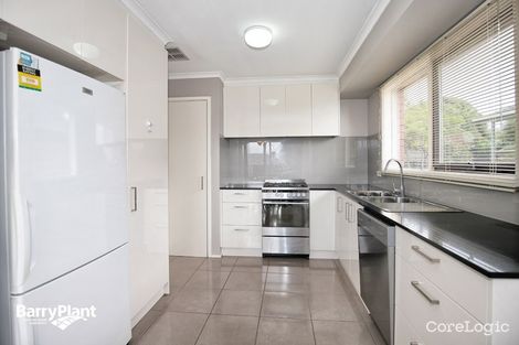 Property photo of 39 Southern Crescent Craigieburn VIC 3064