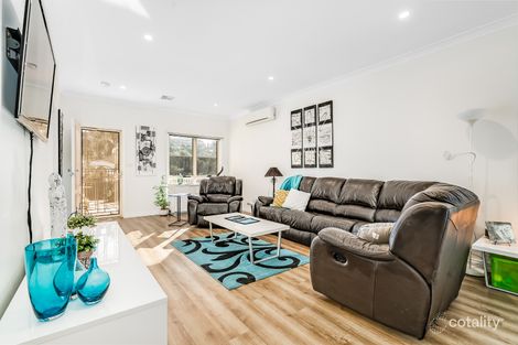 Property photo of 1 Lakeside Court Greenwith SA 5125