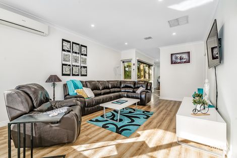 Property photo of 1 Lakeside Court Greenwith SA 5125