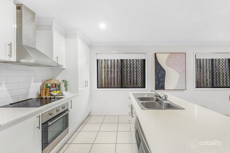 Property photo of 3 Dray Court Riverhills QLD 4074