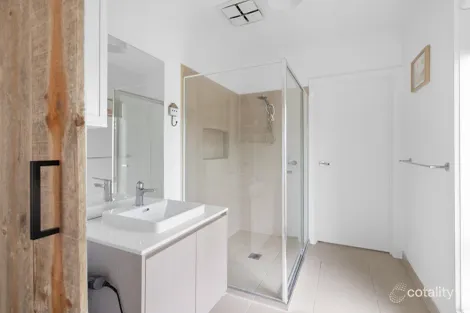 Property photo of 2 Bennison Way Inverloch VIC 3996