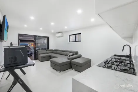 Property photo of 17 Yarrangobilly Street Heckenberg NSW 2168