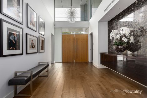 Property photo of 25 Draper Street McKinnon VIC 3204