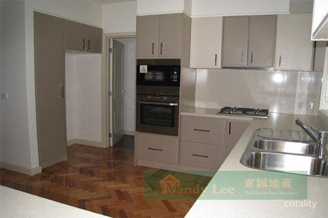 Property photo of 4/2 Amaroo Court Box Hill North VIC 3129