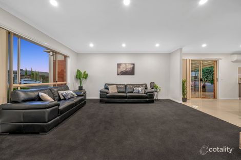 Property photo of 11 Bridlepath Drive Truganina VIC 3029