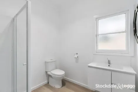 Property photo of 5 Vale Street Moe VIC 3825