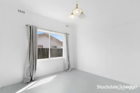 Property photo of 5 Vale Street Moe VIC 3825