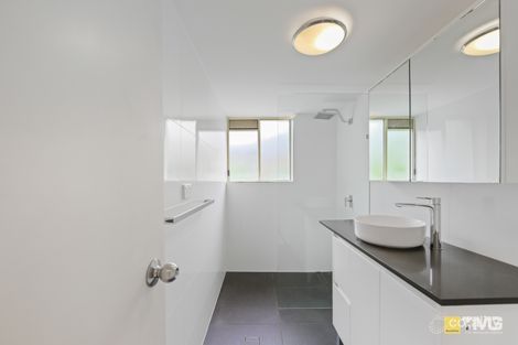 Property photo of 5/146 Marine Parade Southport QLD 4215