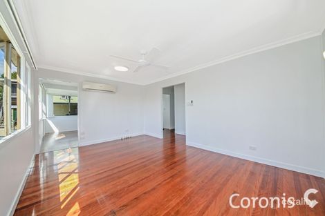 Property photo of 32 Oakey Street Stafford Heights QLD 4053
