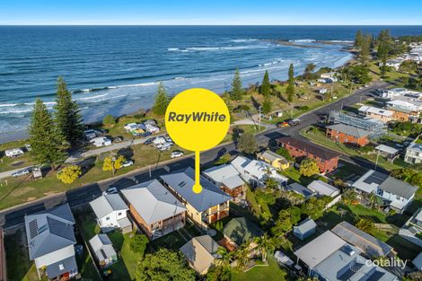 Property photo of 68 Ocean Road Brooms Head NSW 2463