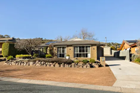 Property photo of 22 Maltby Circuit Wanniassa ACT 2903