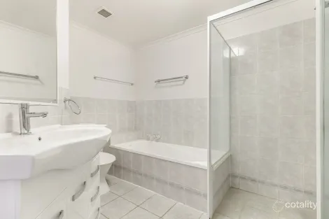 Property photo of 3/20 Little Norman Street Southport QLD 4215