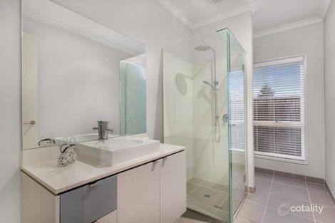 Property photo of 4 Erica Close Eynesbury VIC 3338