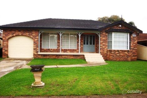 9 Mulligan St, Bossley Park, NSW 2176