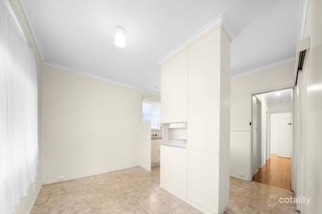 Property photo of 2 Deborah Street Werribee VIC 3030
