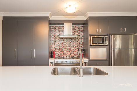 Property photo of 51 Botanic Way Orange NSW 2800