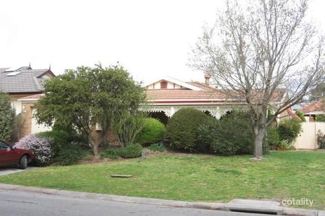 11 Adelong Ct, Berwick, VIC 3806