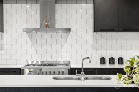 10 Maidstone Way, Charlemont, VIC 3217