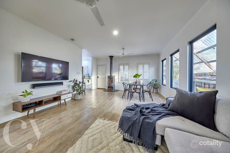 10 Agnes St, Beaconsfield, WA 6162