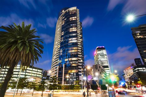 Property photo of 1005/100 Harbour Esplanade Docklands VIC 3008