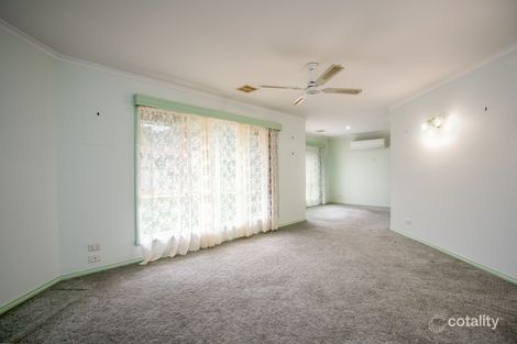 Property photo of 92 Crawshaw Crescent Glenroy NSW 2640