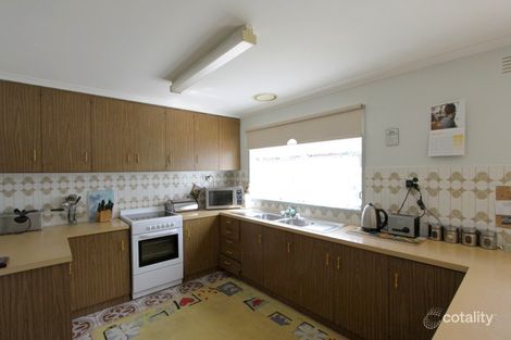 Property photo of 40 Priestley Avenue Hoppers Crossing VIC 3029