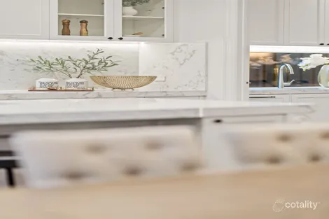 Property photo of 8 St Albans Street Mount Waverley VIC 3149