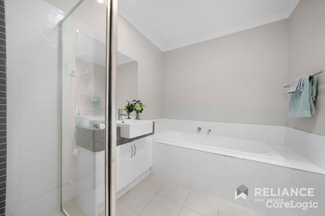 Property photo of 4 Whitetop Drive Point Cook VIC 3030