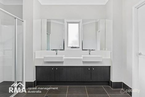 Property photo of 139 Fairway Drive Kensington Grove QLD 4341