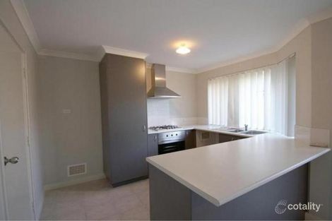 Property photo of 21/11 Hazlett Way Canning Vale WA 6155
