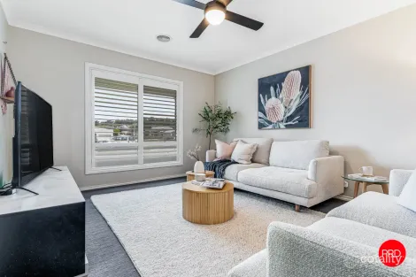 Property photo of 4 Ritchie Drive Kangaroo Flat VIC 3555