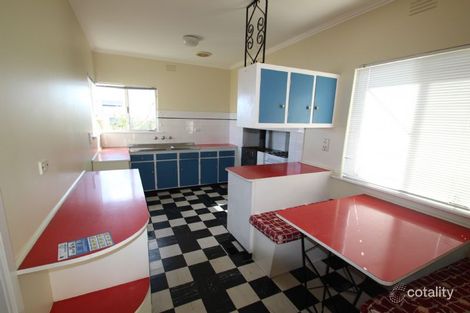 Property photo of 10 Young Street Leongatha VIC 3953
