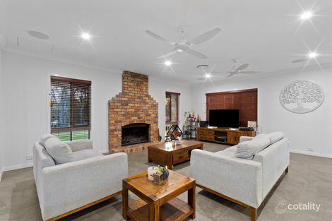Property photo of 26 Honeyeater Crescent Moggill QLD 4070